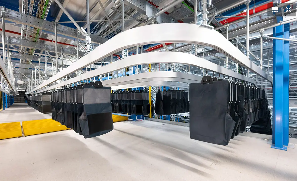 Dematic torba ayırıcı sistemi – Türkiye’de perakende dağıtım merkezi otomasyonu